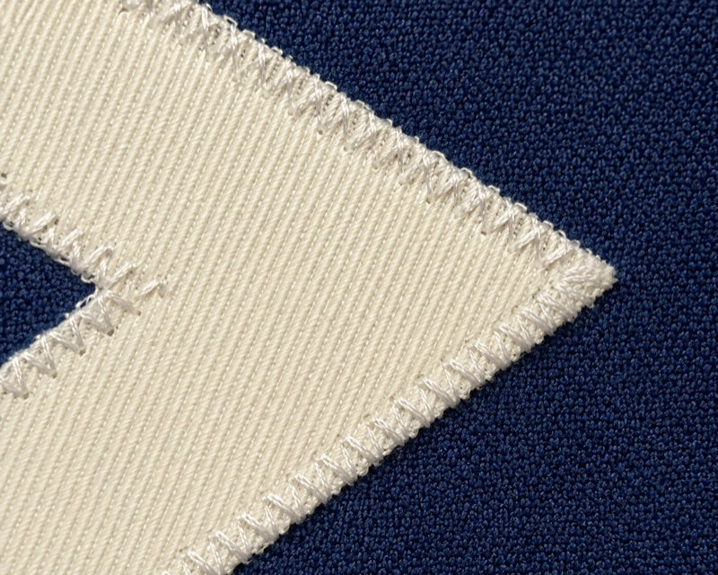 Zig zag stitch example